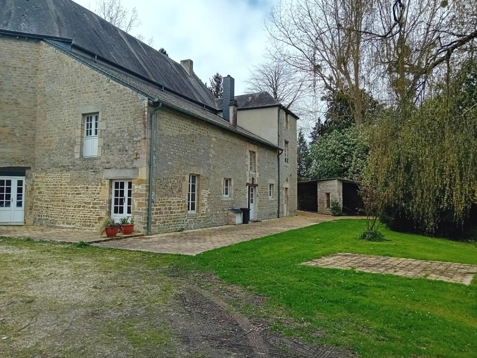 Magnifique Chateau Renove Proche Bourg Grand Parc Belle Terrasse Billard, Ping Pong, Proche Bayeux Et Plages Du Debarquement Villa Tilly-sur-Seulles Exterior photo